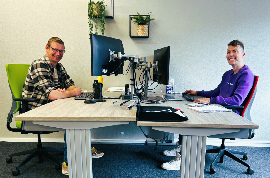 TDC Groep personeel op kantoor - Marketing en IT medewerkers